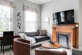 Grand Main Historic Fan Home w Parking fully fenced